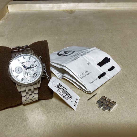 Watch, Michael Kors MK-5020 Stainless Steel Watch with Diamond Numeral Face - Picture 6 of 7